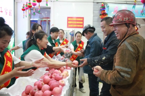 ����Ů��4