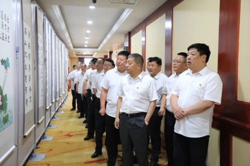 �����黭չ1